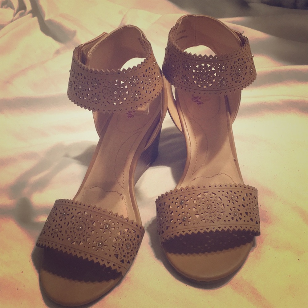 Xoxo Soft Sandals